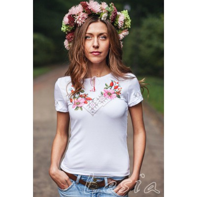 Embroidered t-shirt "Wild Rose on White" maxi embroidery